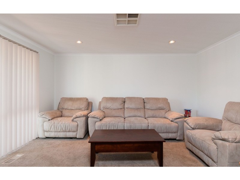 98 Bastow Road, Lilydale VIC 3140