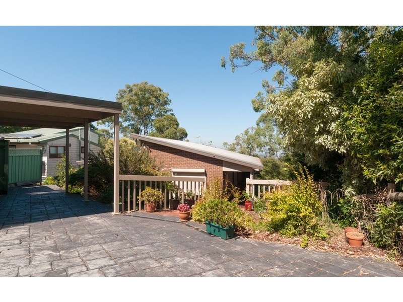 98 Bastow Road, Lilydale VIC 3140