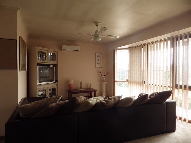 2/18 Slevin Street, Lilydale VIC 3140