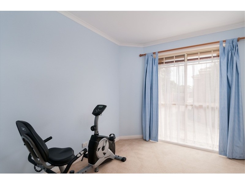 3/21 Luscombe  Court, Kilsyth VIC 3137