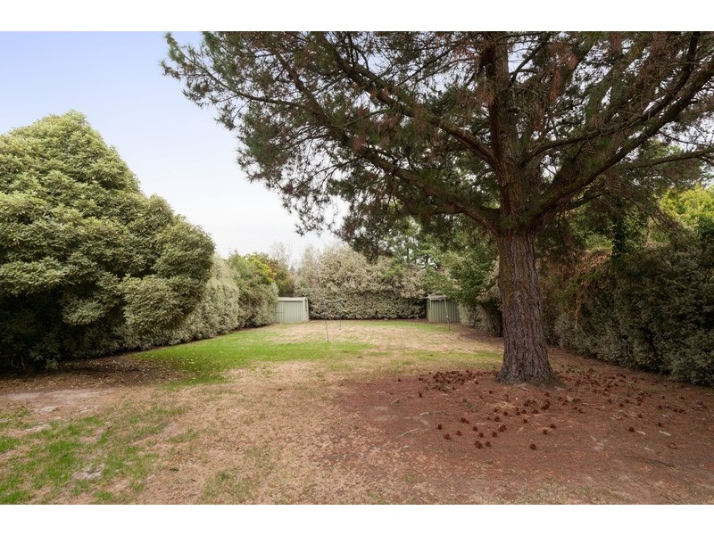 10 Henry  Street, Healesville VIC 3777