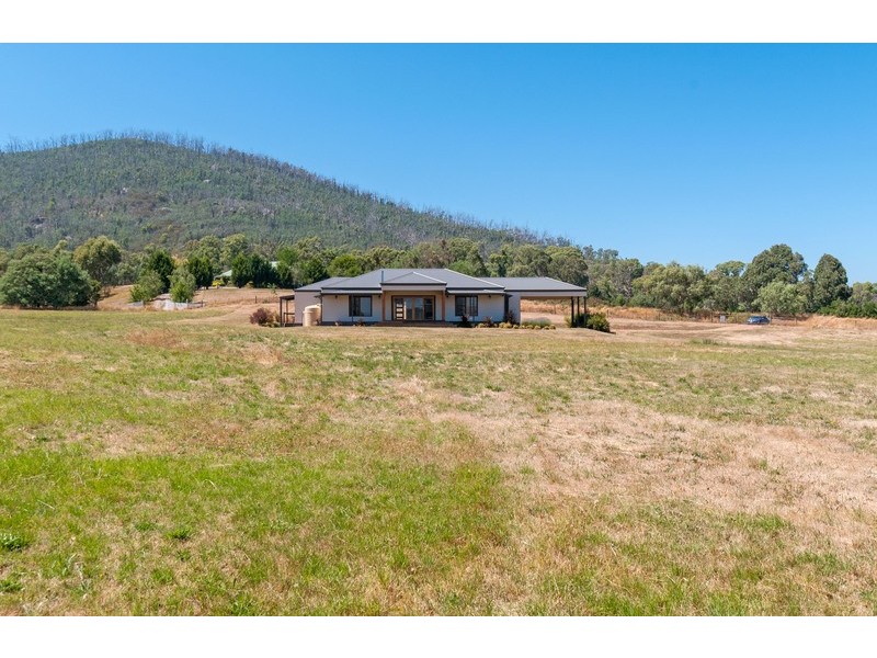 29 Seal Rock  Road, Buxton VIC 3711