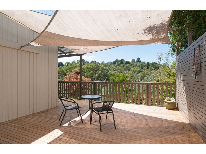 85 Quinn Crescent, Mount Evelyn VIC 3796