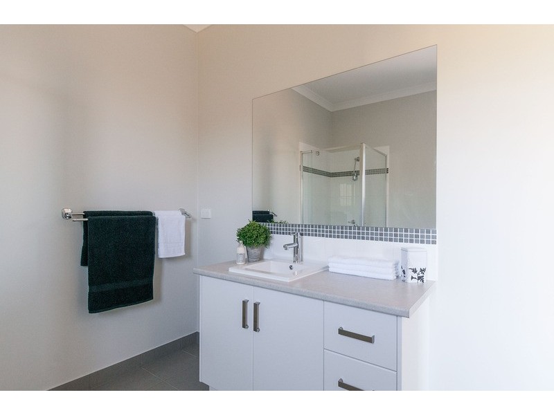 3/63 Victoria Road, Chirnside Park VIC 3116