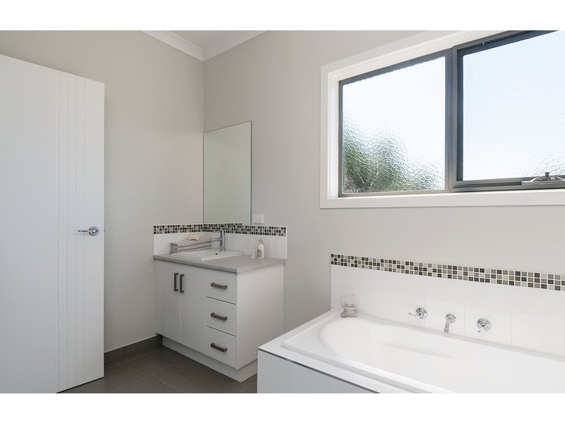 3/63 Victoria Road, Chirnside Park VIC 3116