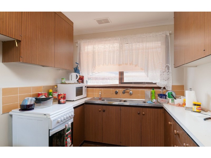 33 Old Kent Road, Mooroolbark VIC 3138