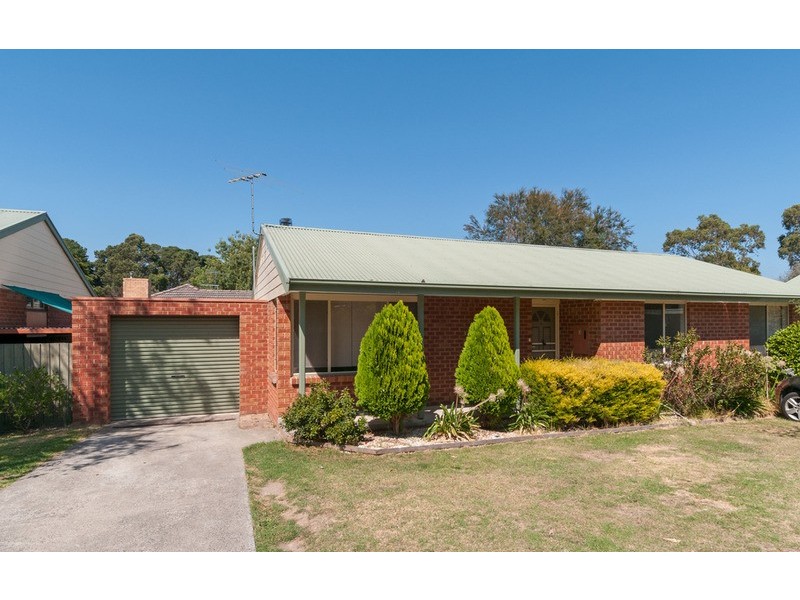 3/26 Mountain View Road, Kilsyth VIC 3137