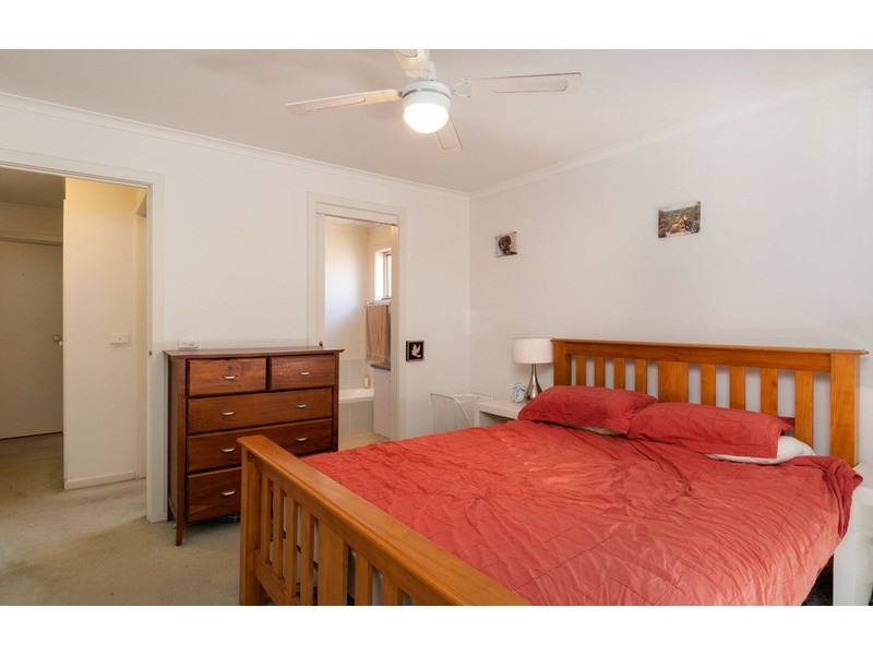 3/26 Mountain View Road, Kilsyth VIC 3137