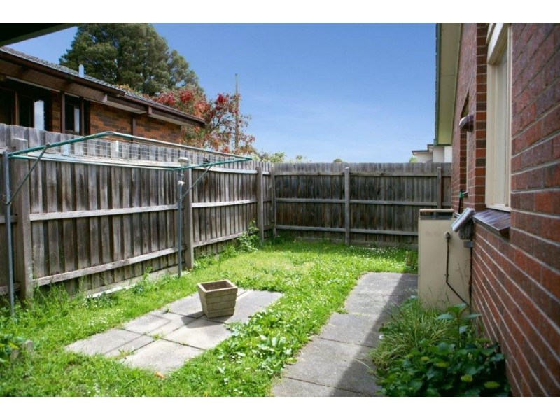 1/16 Gladstone Street, Lilydale VIC 3140