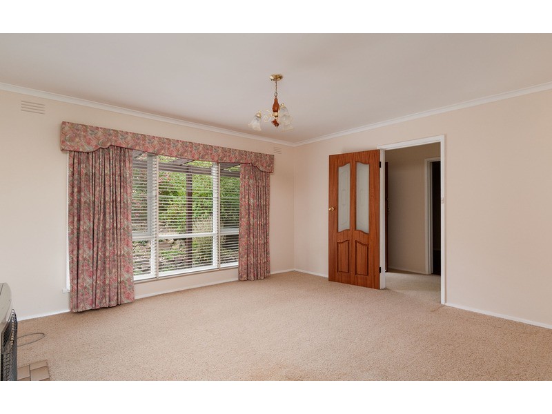 7 Kalimna Street, Mooroolbark VIC 3138