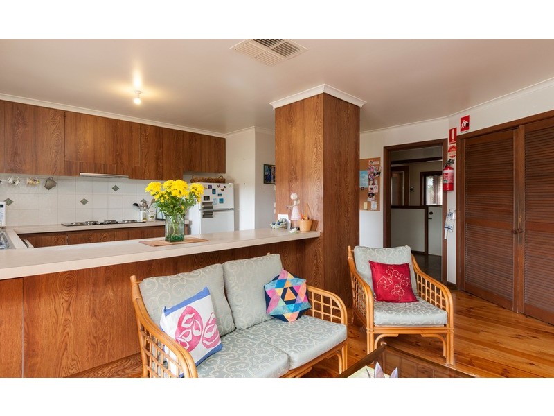 33 Village Green, Chirnside Park VIC 3116