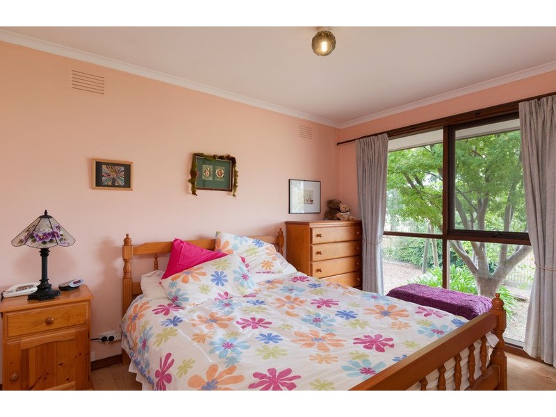 33 Village Green, Chirnside Park VIC 3116