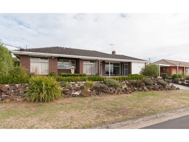 69 Parkvalley Drive, Chirnside Park VIC 3116