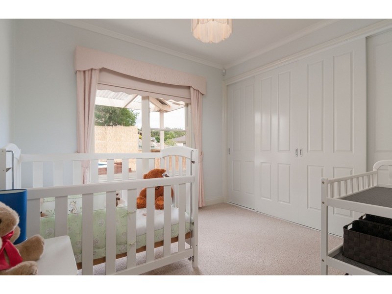 17 Mandl Close, Lilydale VIC 3140