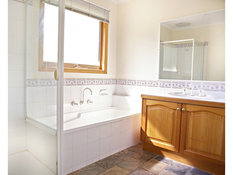 31 Lakeview Drive, Lilydale VIC 3140