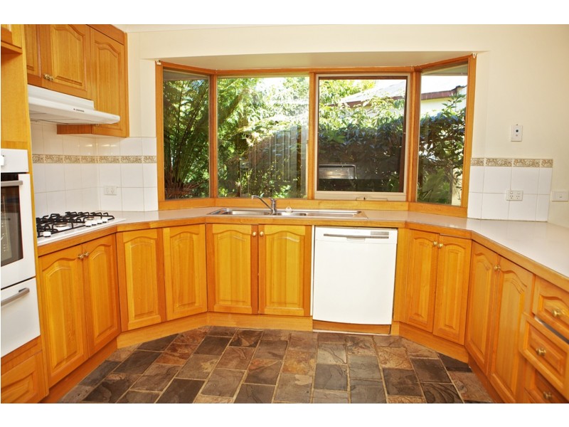 31 Lakeview Drive, Lilydale VIC 3140