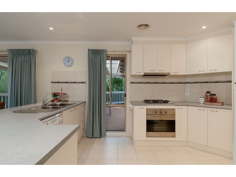 14a Meadowgate Drive, Chirnside Park VIC 3116