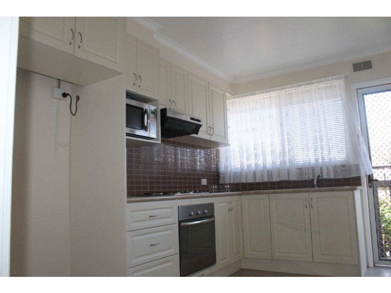 3/67 Mount View Parade, Croydon VIC 3136