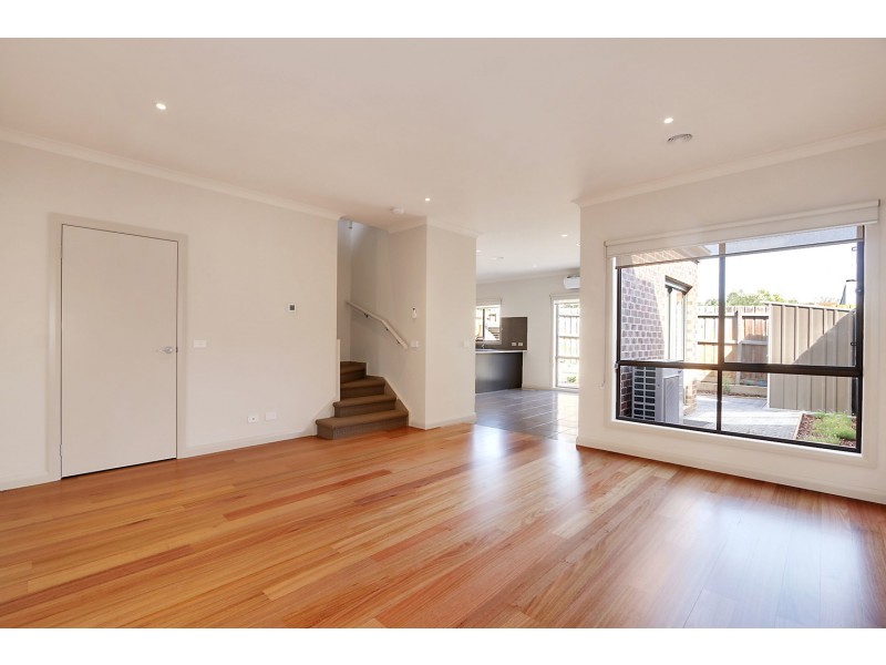 15 Gladstone Street, Lilydale VIC 3140