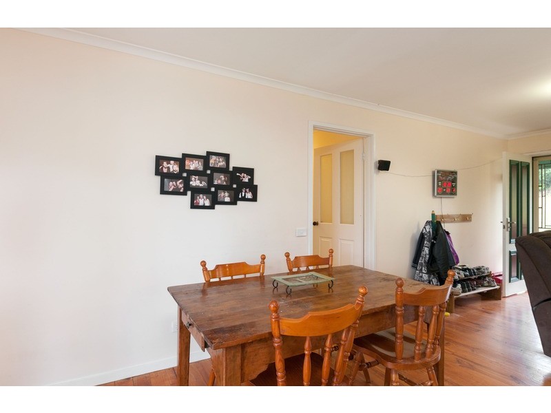 13 Weymar Crescent, Wandin North VIC 3139