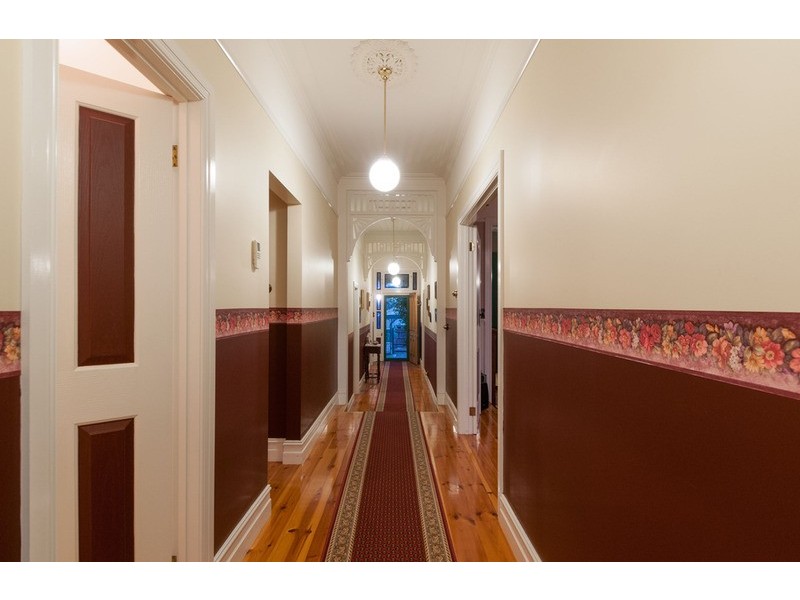 8 Baker  Street, Lilydale VIC 3140