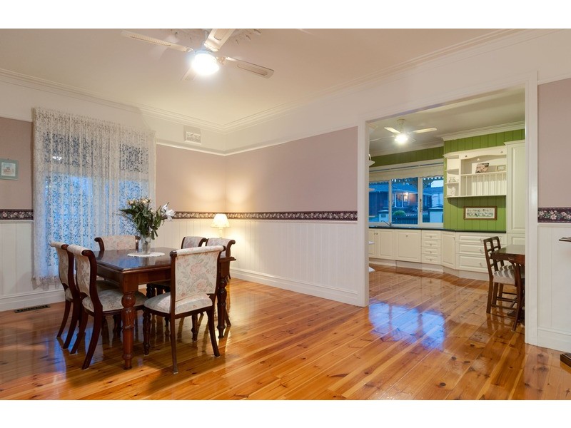 8 Baker  Street, Lilydale VIC 3140