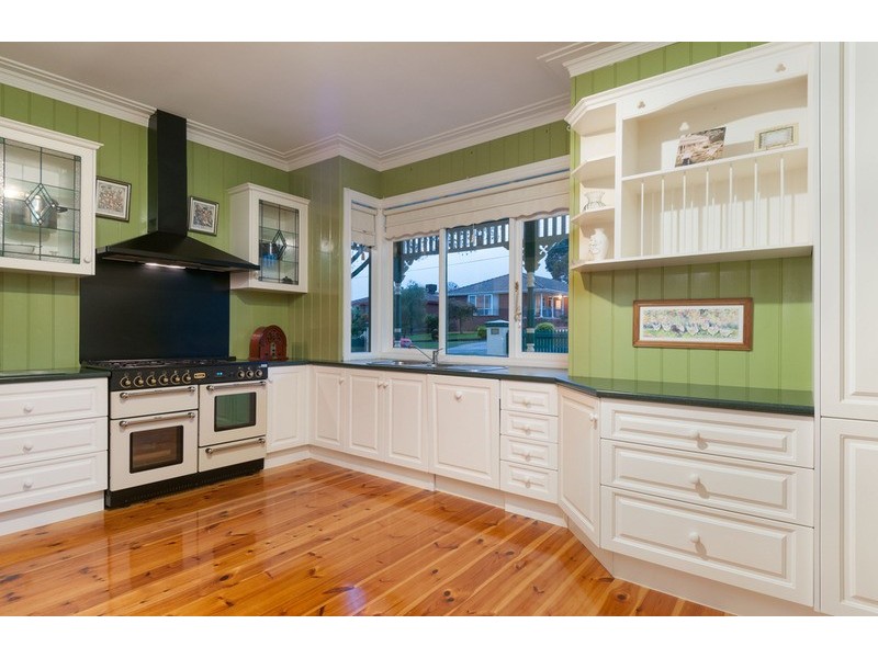 8 Baker  Street, Lilydale VIC 3140