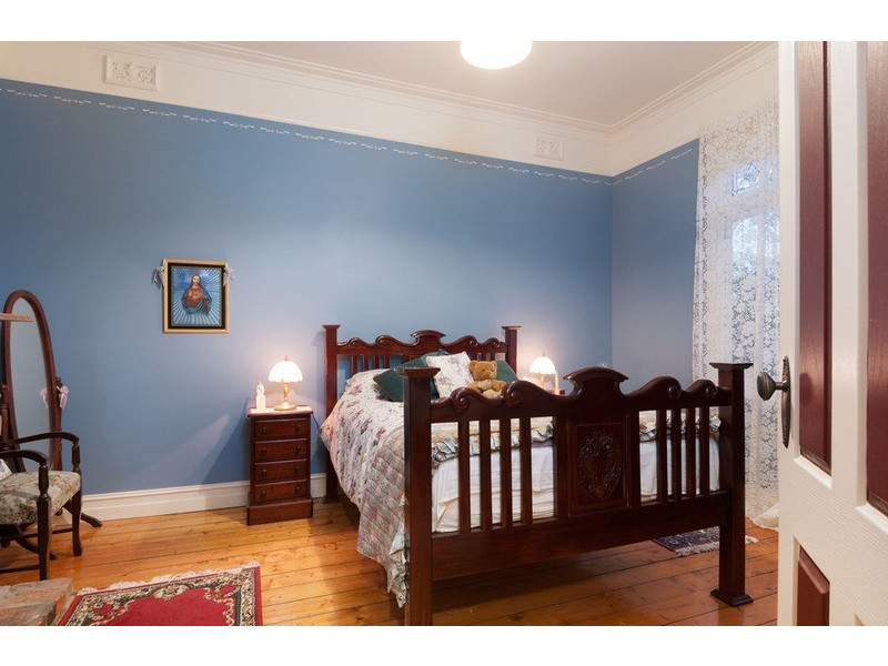8 Baker  Street, Lilydale VIC 3140