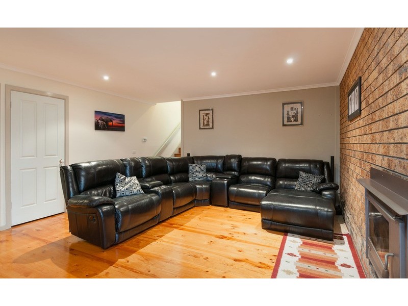 5 Valley Ho, Chirnside Park VIC 3116