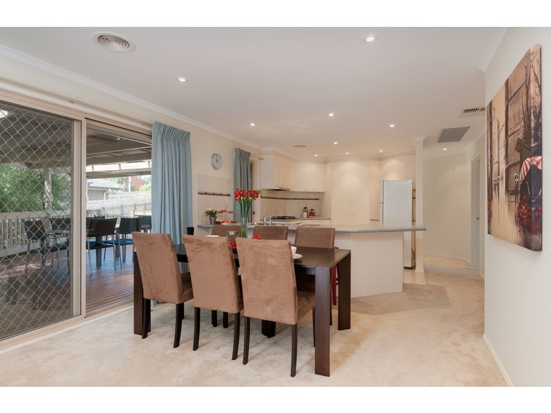 14a Meadowgate Drive, Chirnside Park VIC 3116