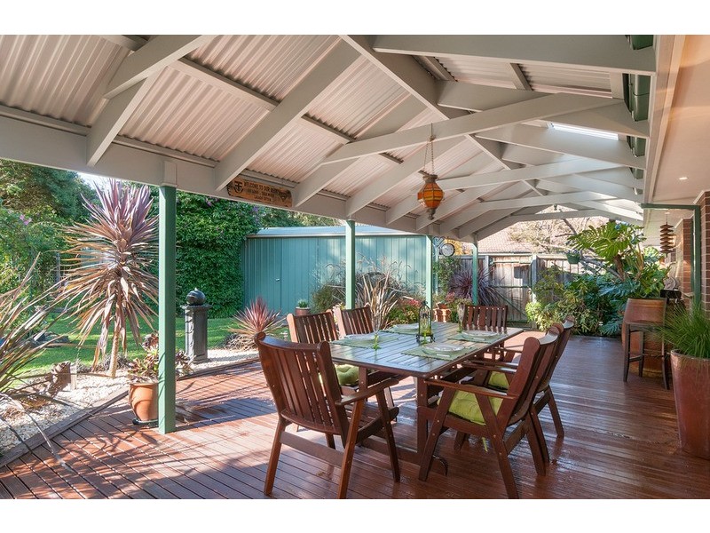 10 Hansford  Close, Kilsyth VIC 3137