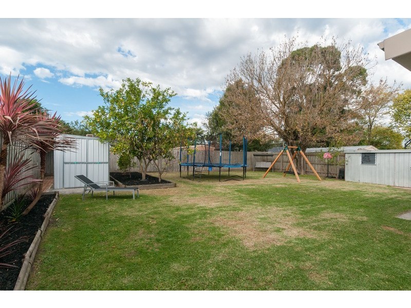 21 Falconer Crescent, Bayswater North VIC 3153
