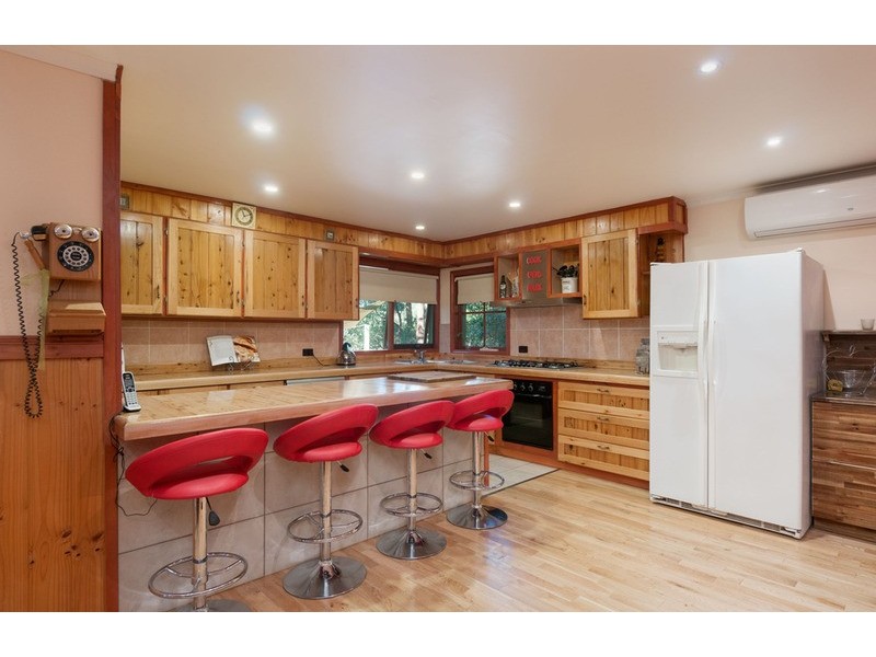 2/18a Joy Avenue, Mount Evelyn VIC 3796