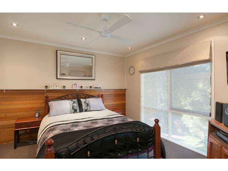 2/18a Joy Avenue, Mount Evelyn VIC 3796