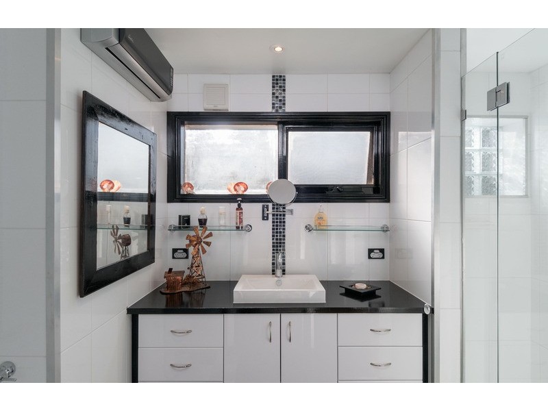 2/18a Joy Avenue, Mount Evelyn VIC 3796