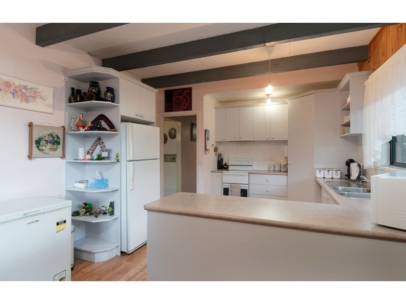 28 Meadow Crescent, Healesville VIC 3777