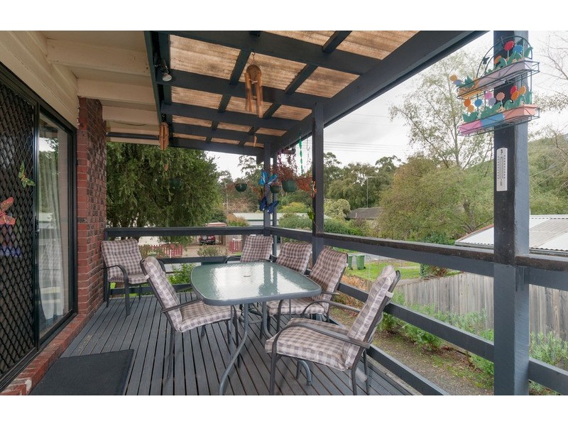 28 Meadow Crescent, Healesville VIC 3777