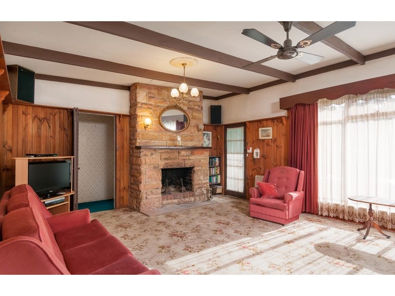 1860 Warburton Highway, Launching Place VIC 3139