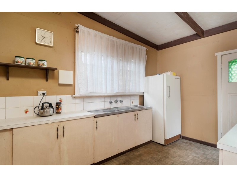 1860 Warburton Highway, Launching Place VIC 3139