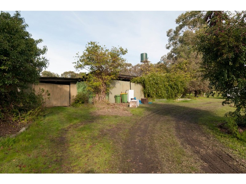 1860 Warburton Highway, Launching Place VIC 3139