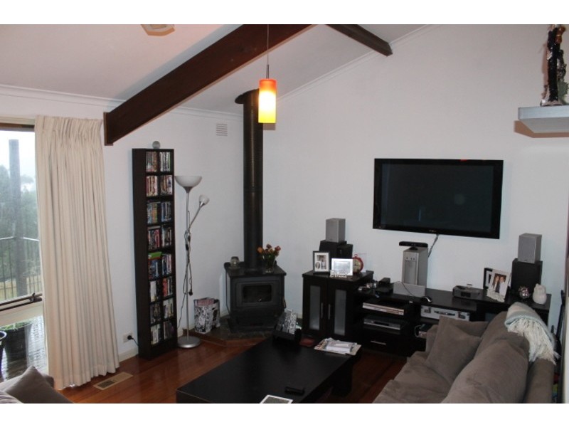 24 Cobden Crescent, Lilydale VIC 3140