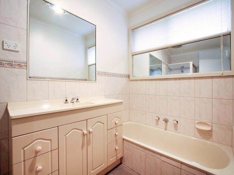 58 Ross Pincott Drive, Mooroolbark VIC 3138