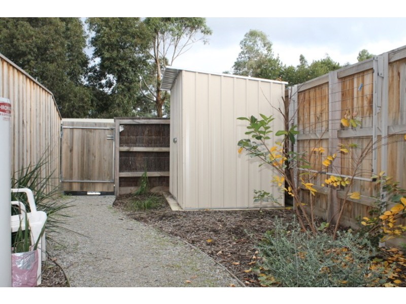6 White Close, Lilydale VIC 3140