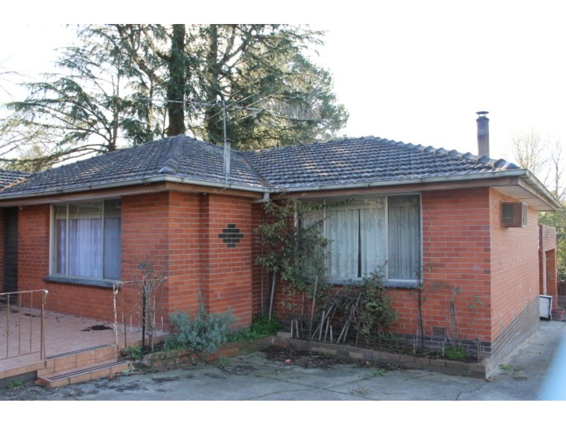 23 Monbulk Road, Mount Evelyn VIC 3796