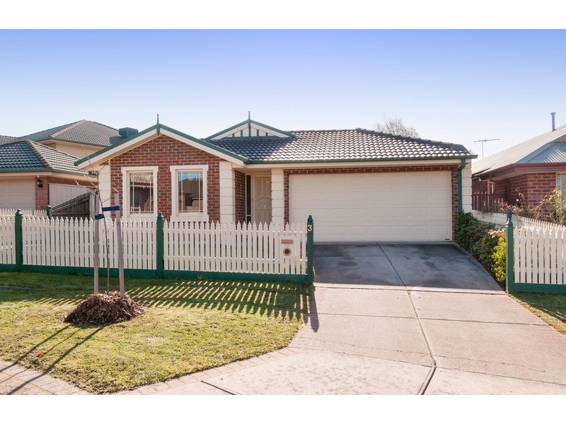 3 Vincent  Mews, Chirnside Park VIC 3116