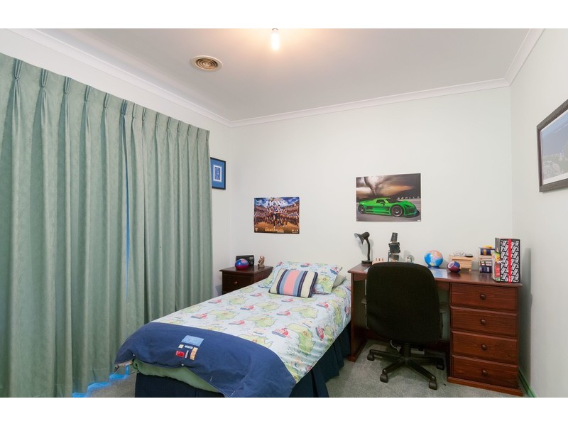 3 Vincent  Mews, Chirnside Park VIC 3116