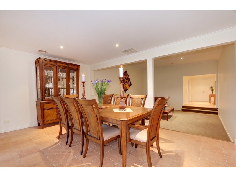 16 Semillon Court, Yarra Glen VIC 3775