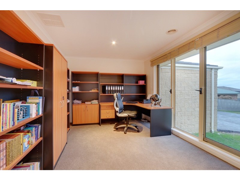 16 Semillon Court, Yarra Glen VIC 3775