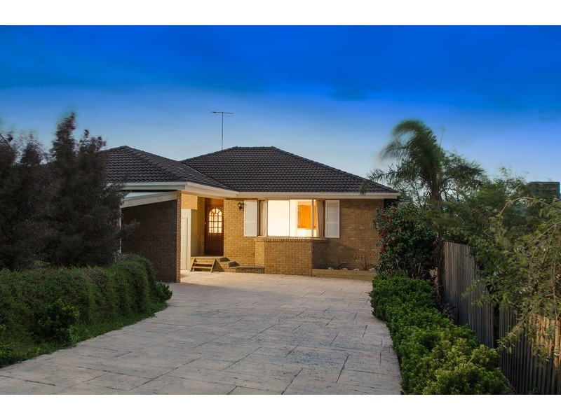 52 Kirkford Drive, Mooroolbark VIC 3138