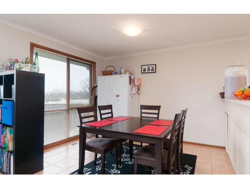 1b John  Street, Lilydale VIC 3140